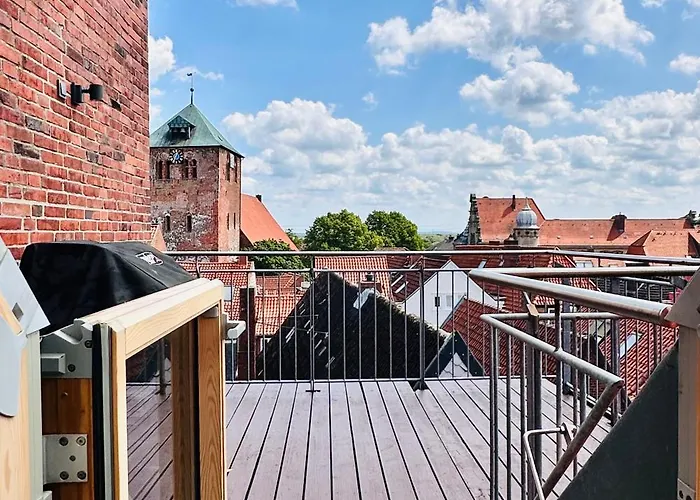 Stader Penthouse Mit Dachterrassen Daire Stade